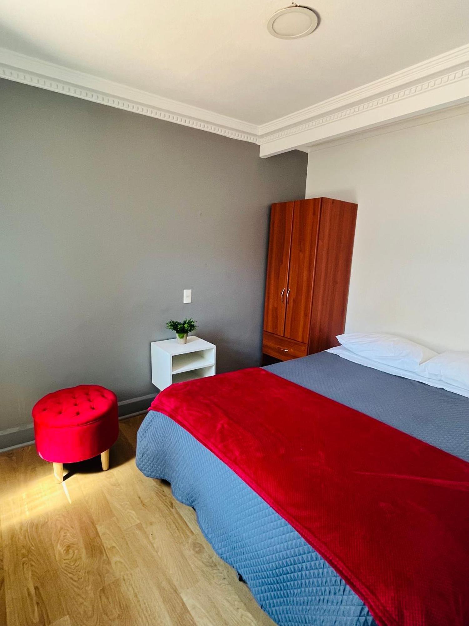 Enjoy Hostel Santiago Buitenkant foto
